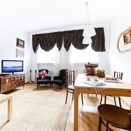 Sunny Apartment In Old Town Varsovie Extérieur photo