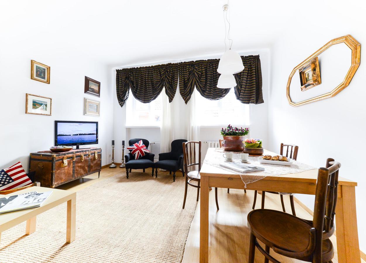 Sunny Apartment In Old Town Varsovie Extérieur photo